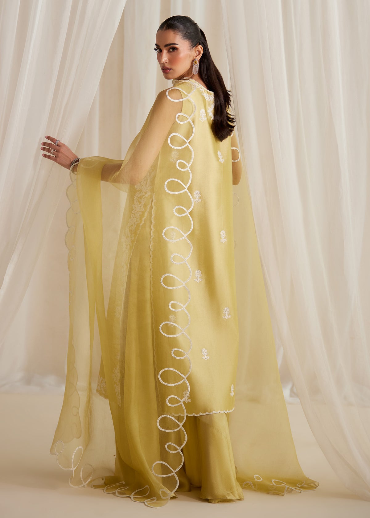 Zyla — Mélange luxury pret ensemble, image 3